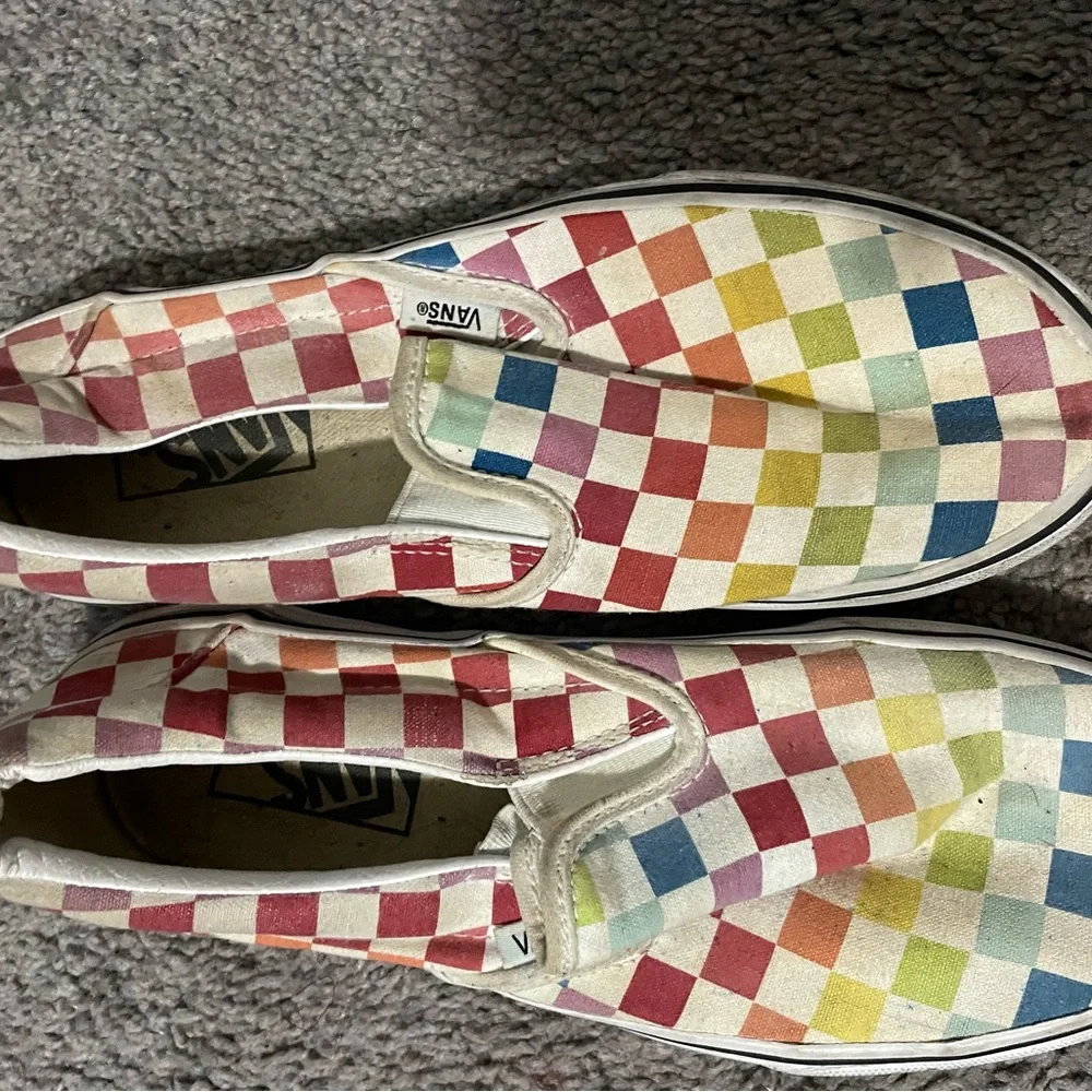 Checkered Vans - Picture 2 of 4